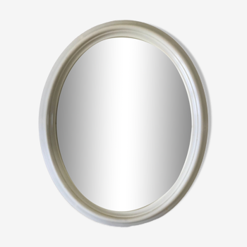 Oval plastic mirror 70s