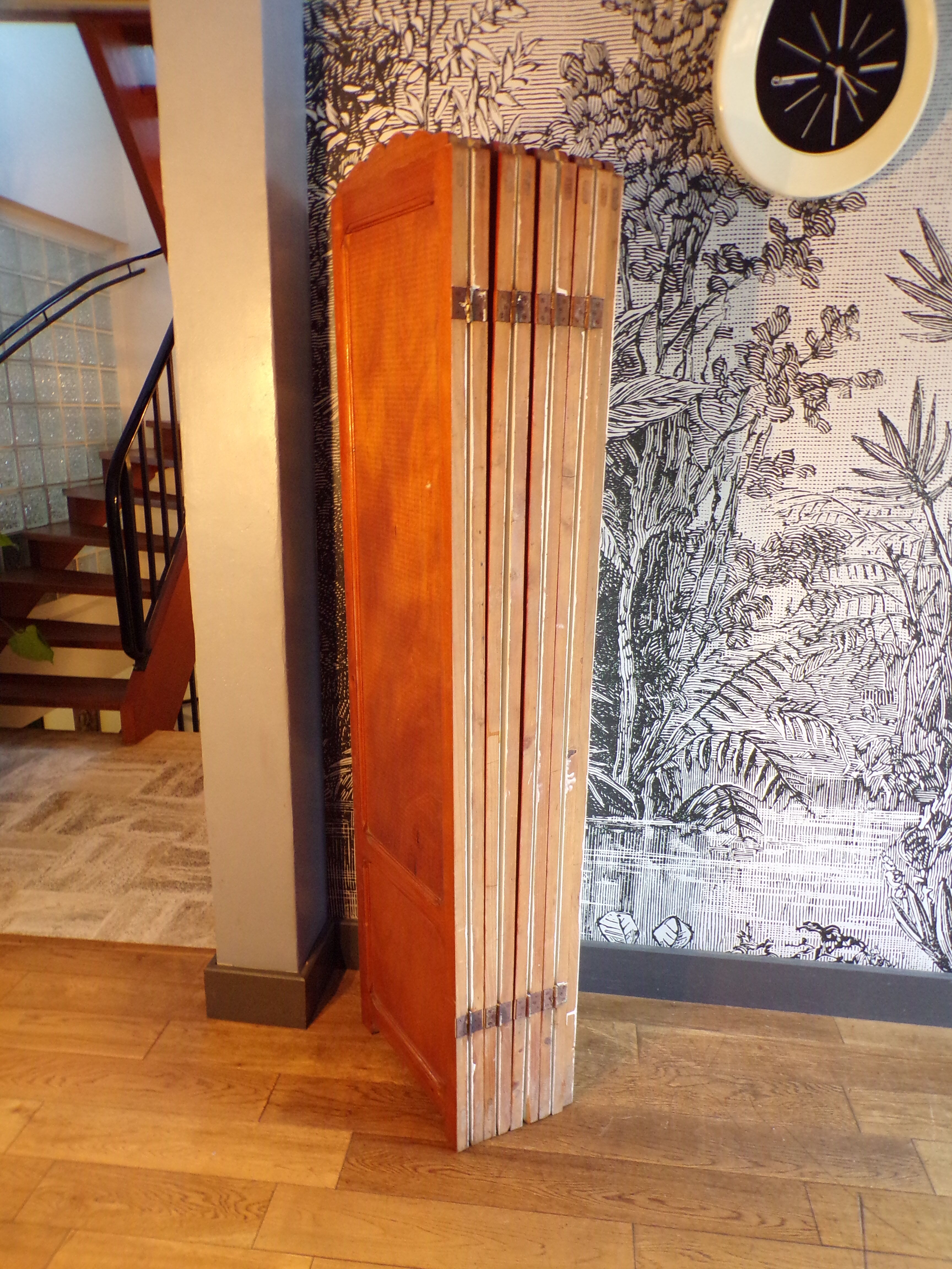 Old screen 9 wooden panels