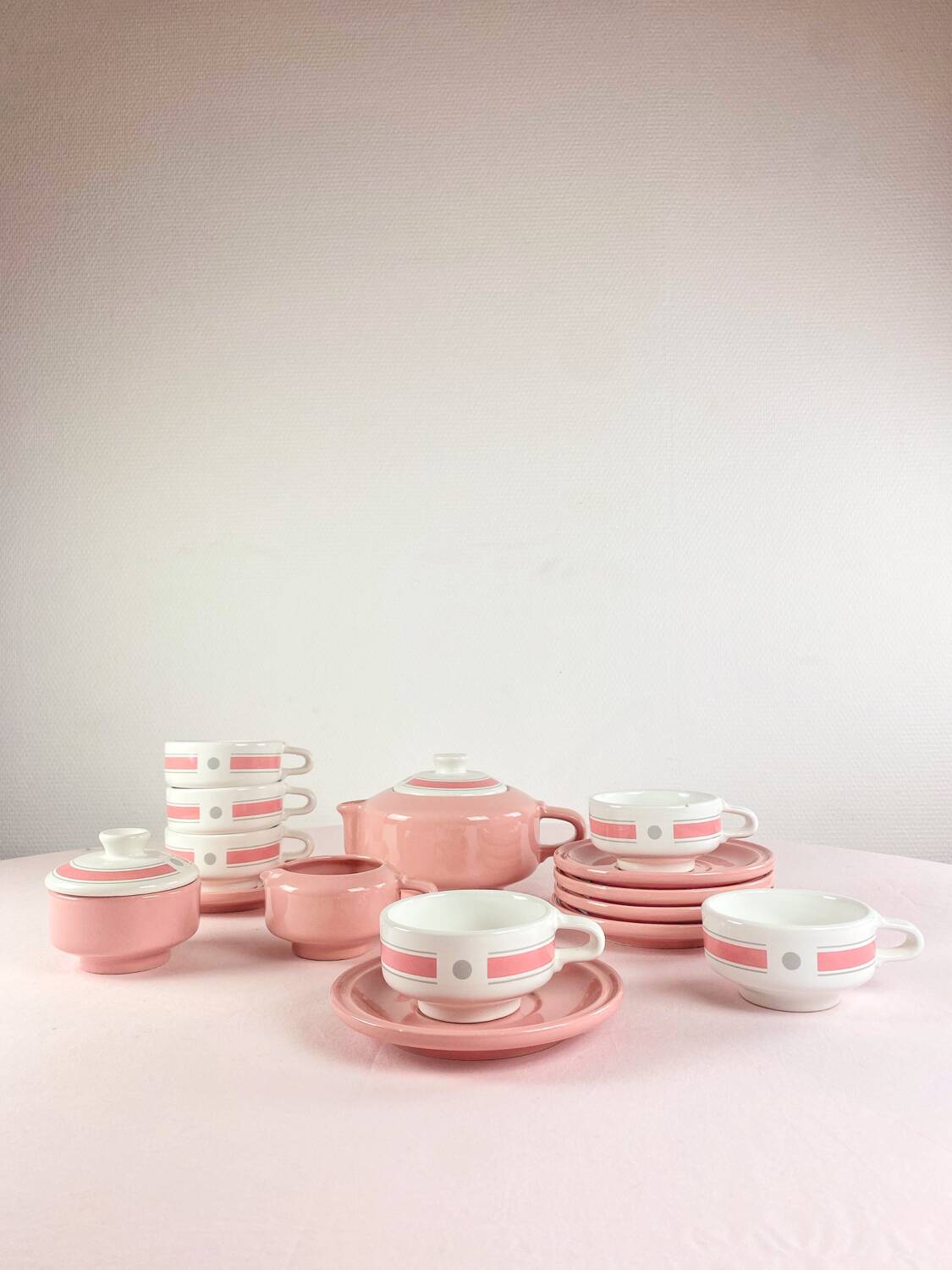 Service vintage rose
