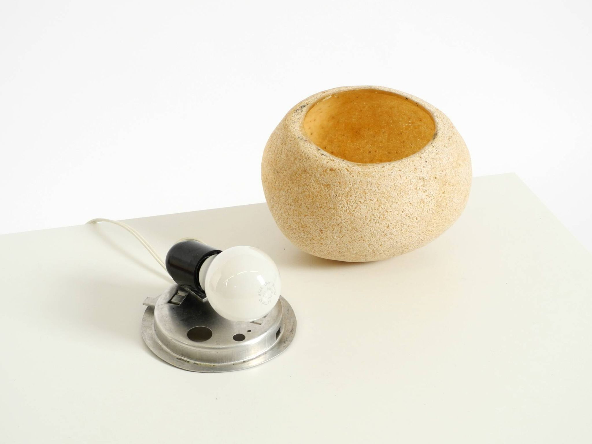 Original 1970s moon rock table lamp by André Cazenave for Tecta