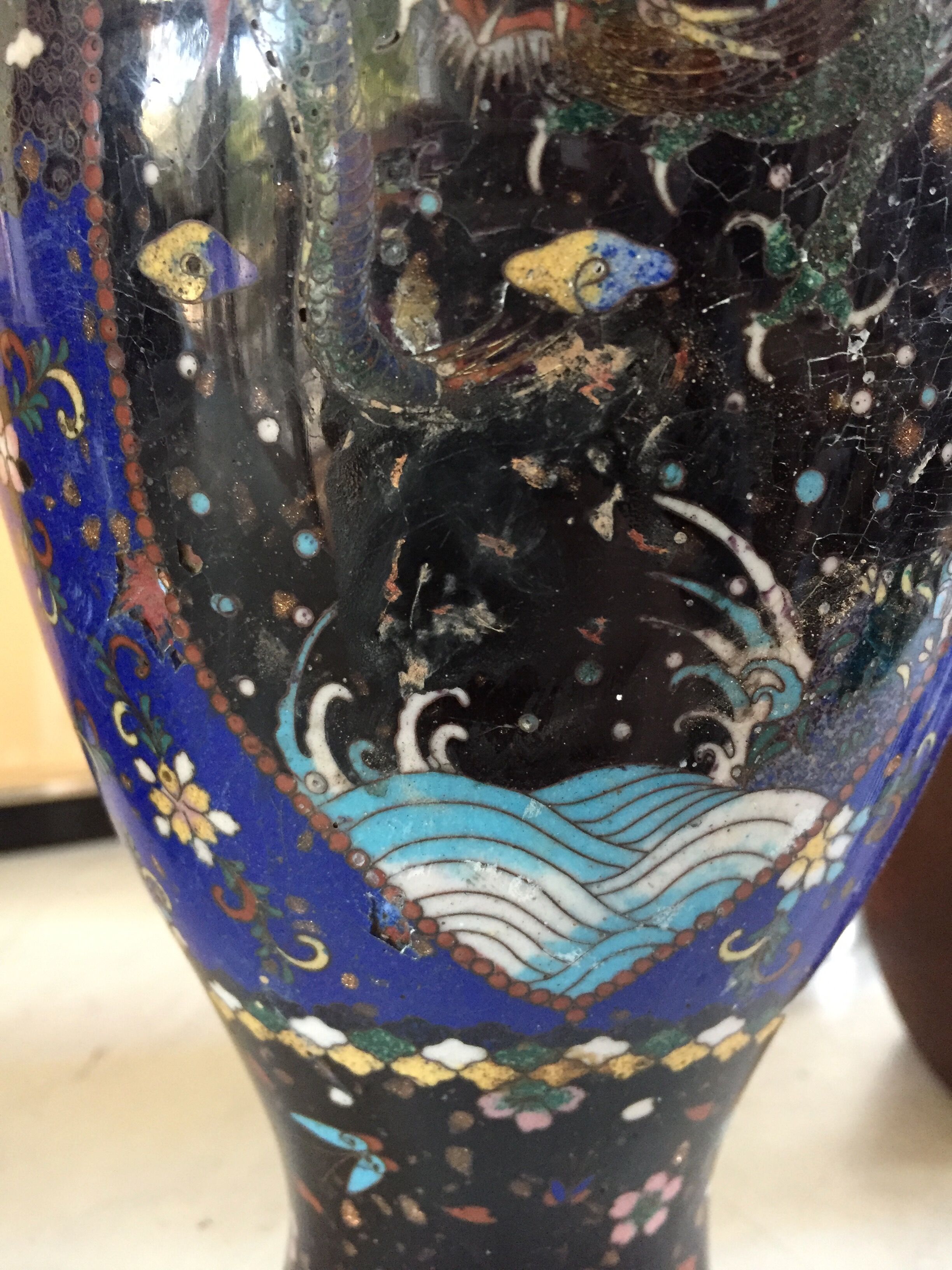 Set 3 vases mapei/emaux cloisonné decorations green dragon / china late eighteenth