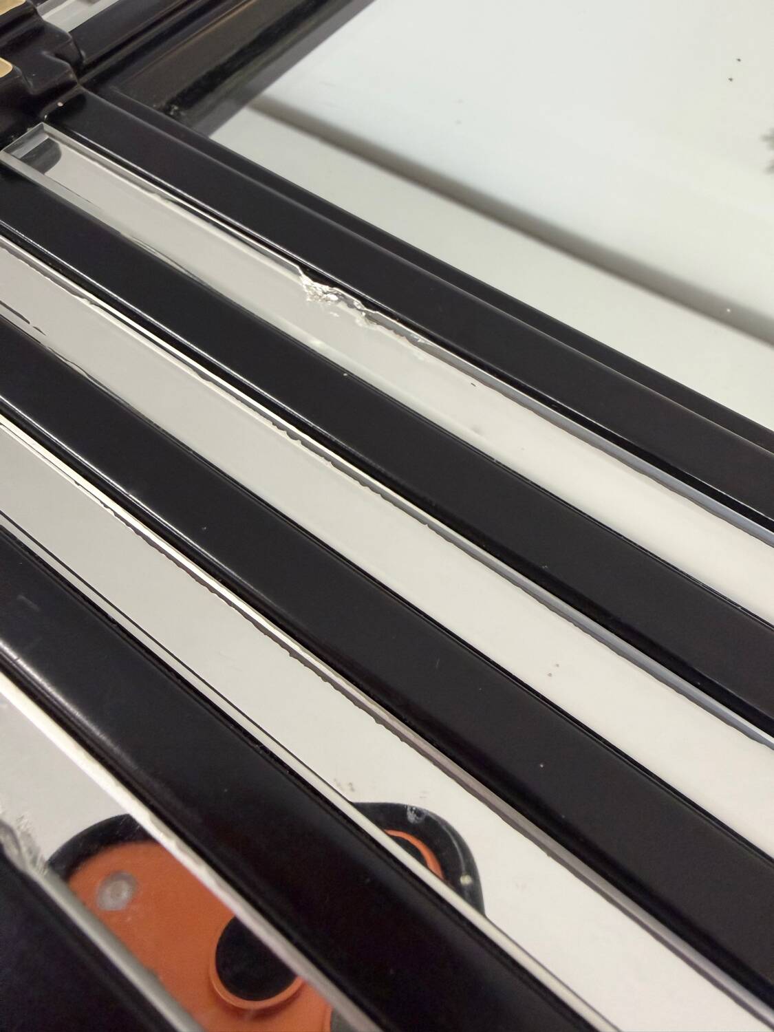 Grand miroir vintage année 70 design DEKNUDT décor géométrique bois