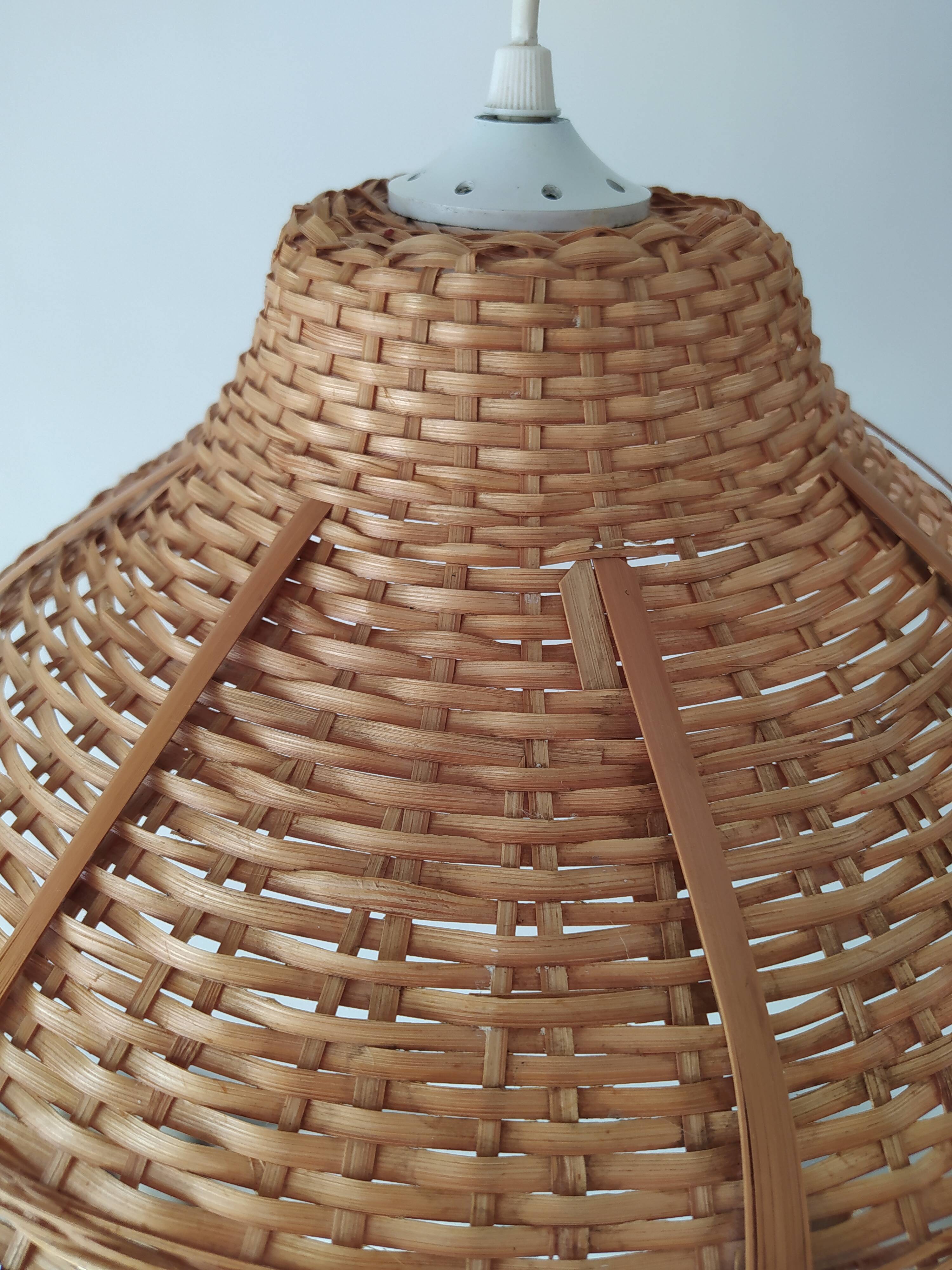 Vintage rattan hanging lamp