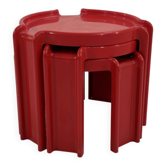 Set of 3 nesting tables by Giotto Stoppino for Kartell, 1970.