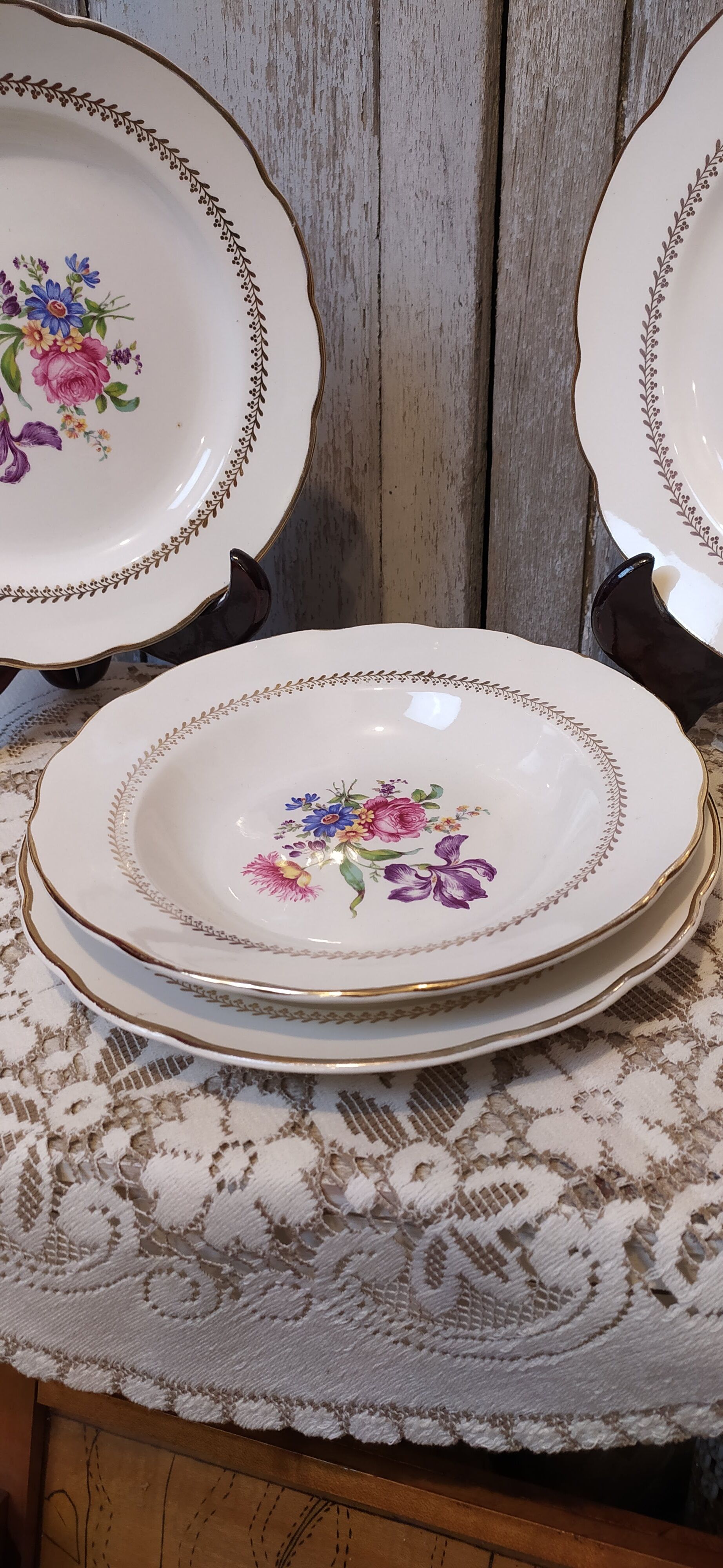 set of six vintage plates, Gien earthenware, floral style