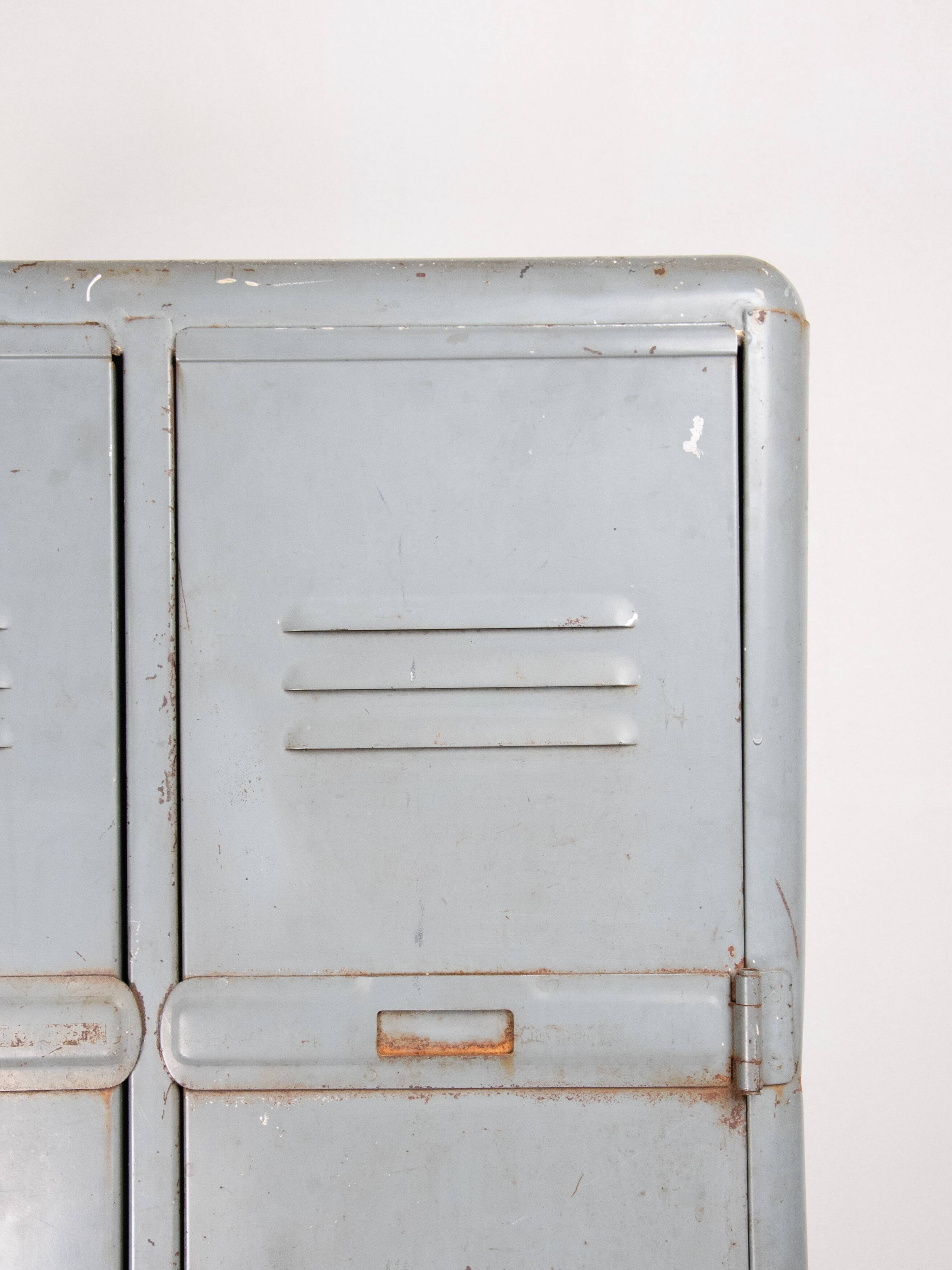 Industrial locker room