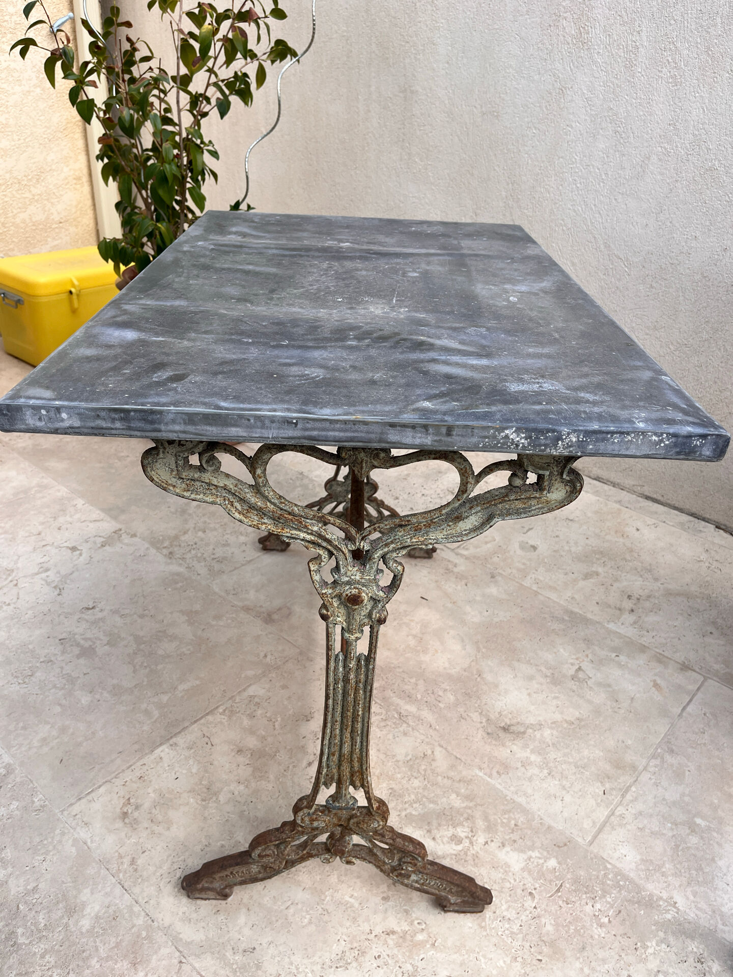 Table bistrot art nouveau 1900
