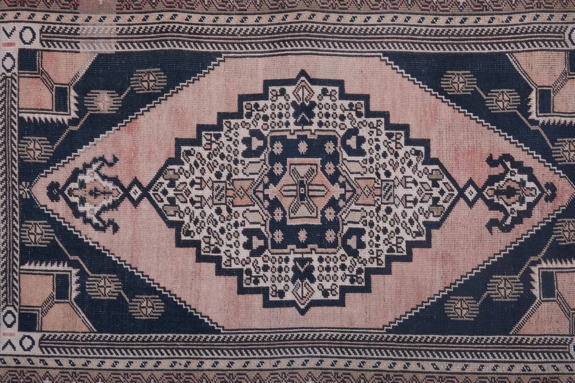 Vintage Turkish handmade rug 123x207 cm