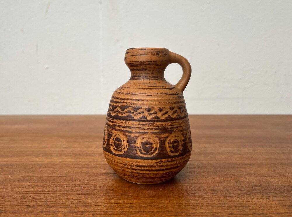 East German pottery vase from the mid-century GDR by Strehla Keramik, 1960s.