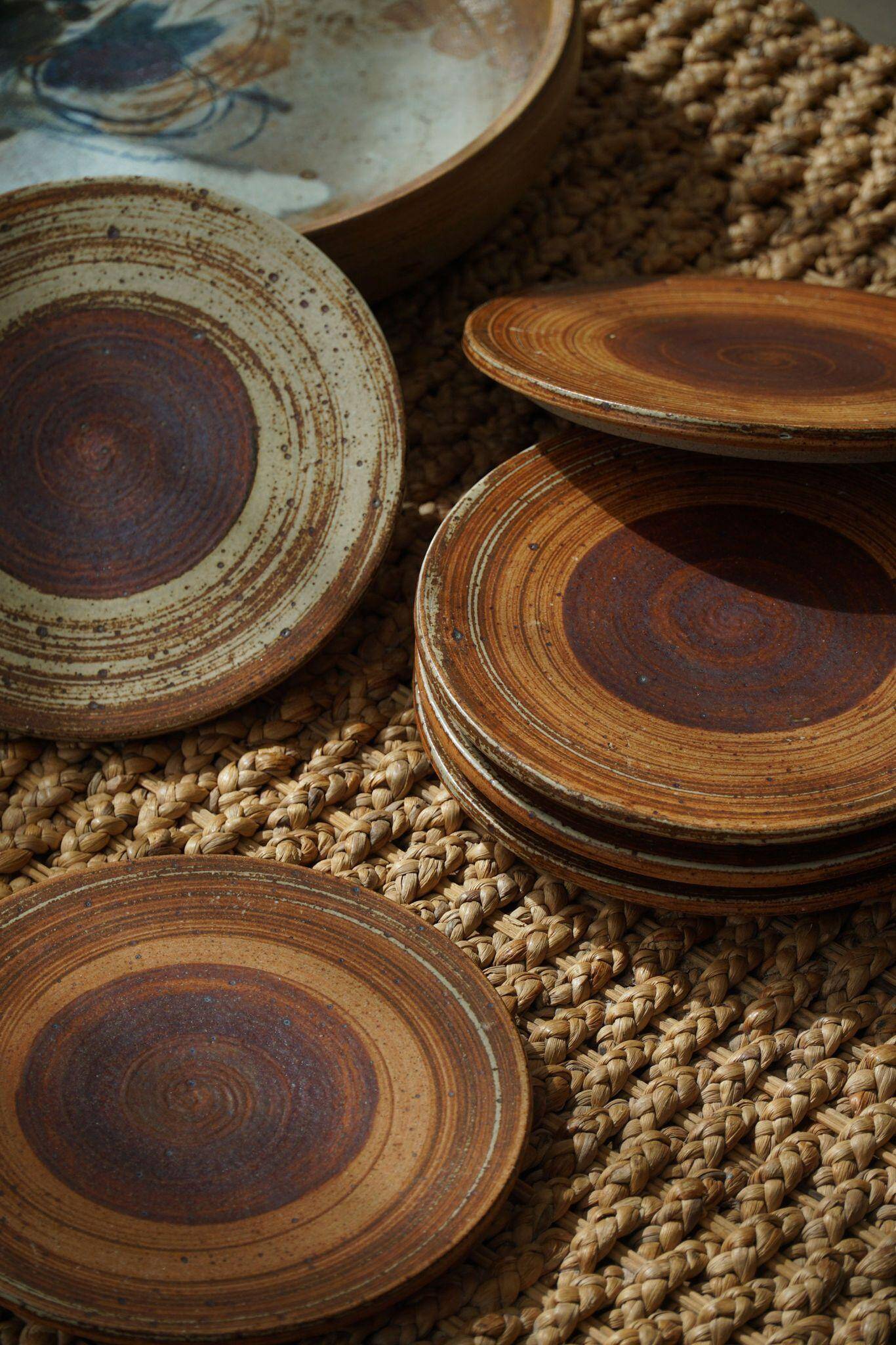 Tue Poulsen, Set of 6 ceramic plates in earthy colours, modern Danish design, 1960s
