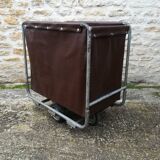 Post cart
