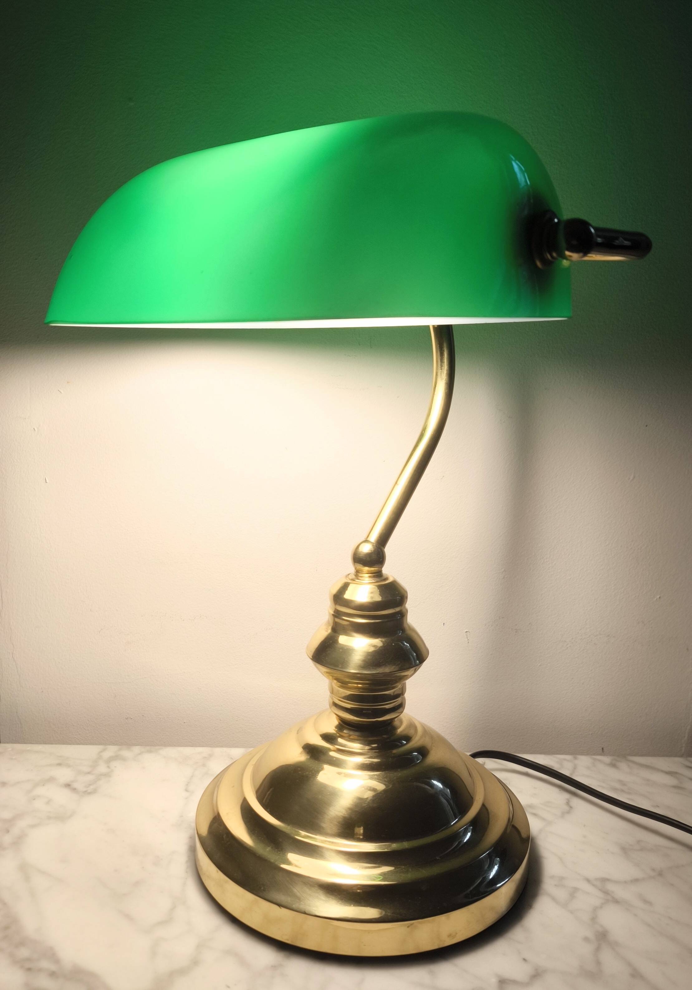 Lámpara vintage de banquero de cristal verde opalino