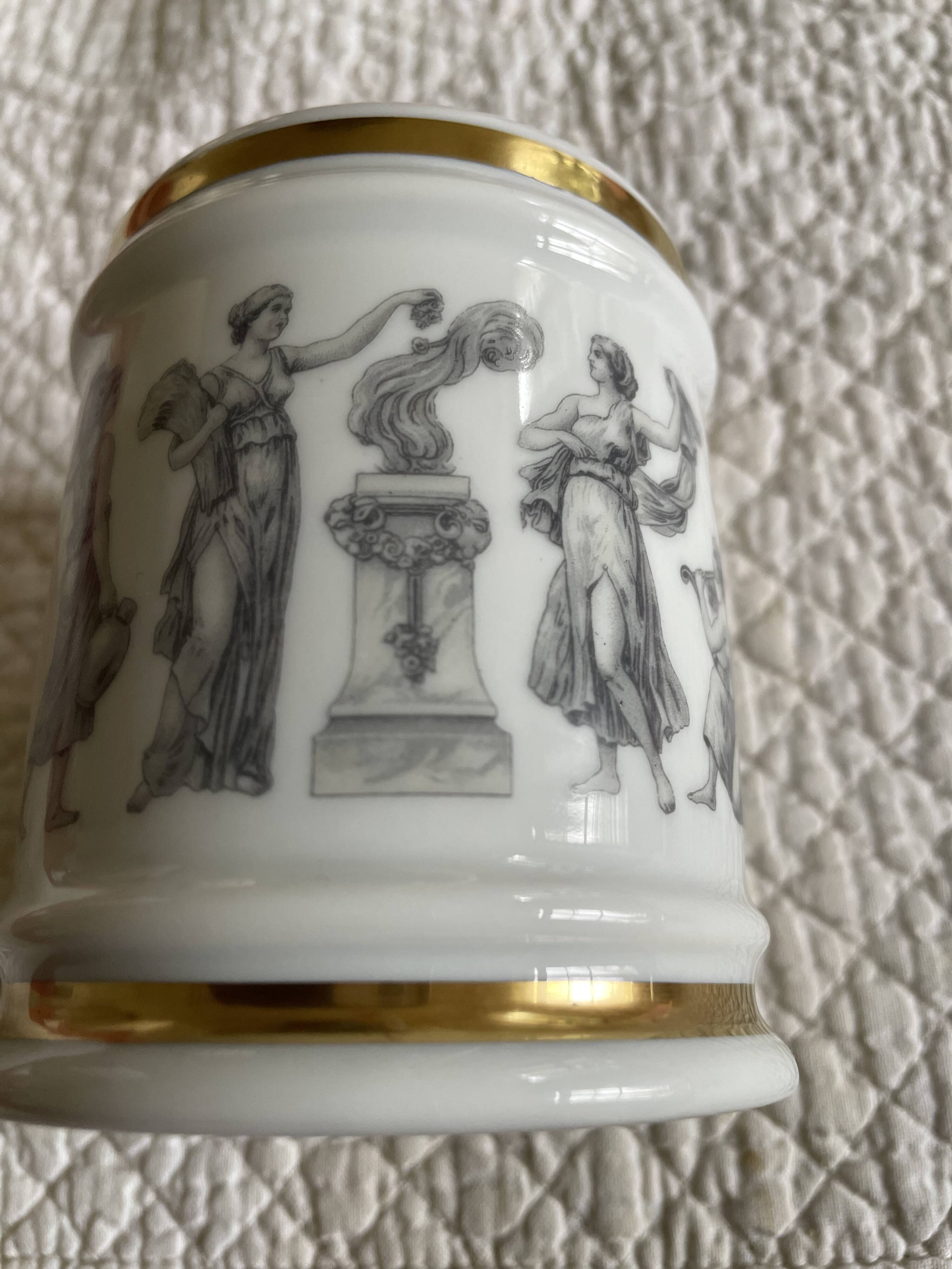 Limoges porcelain medicine jar H15 X D7