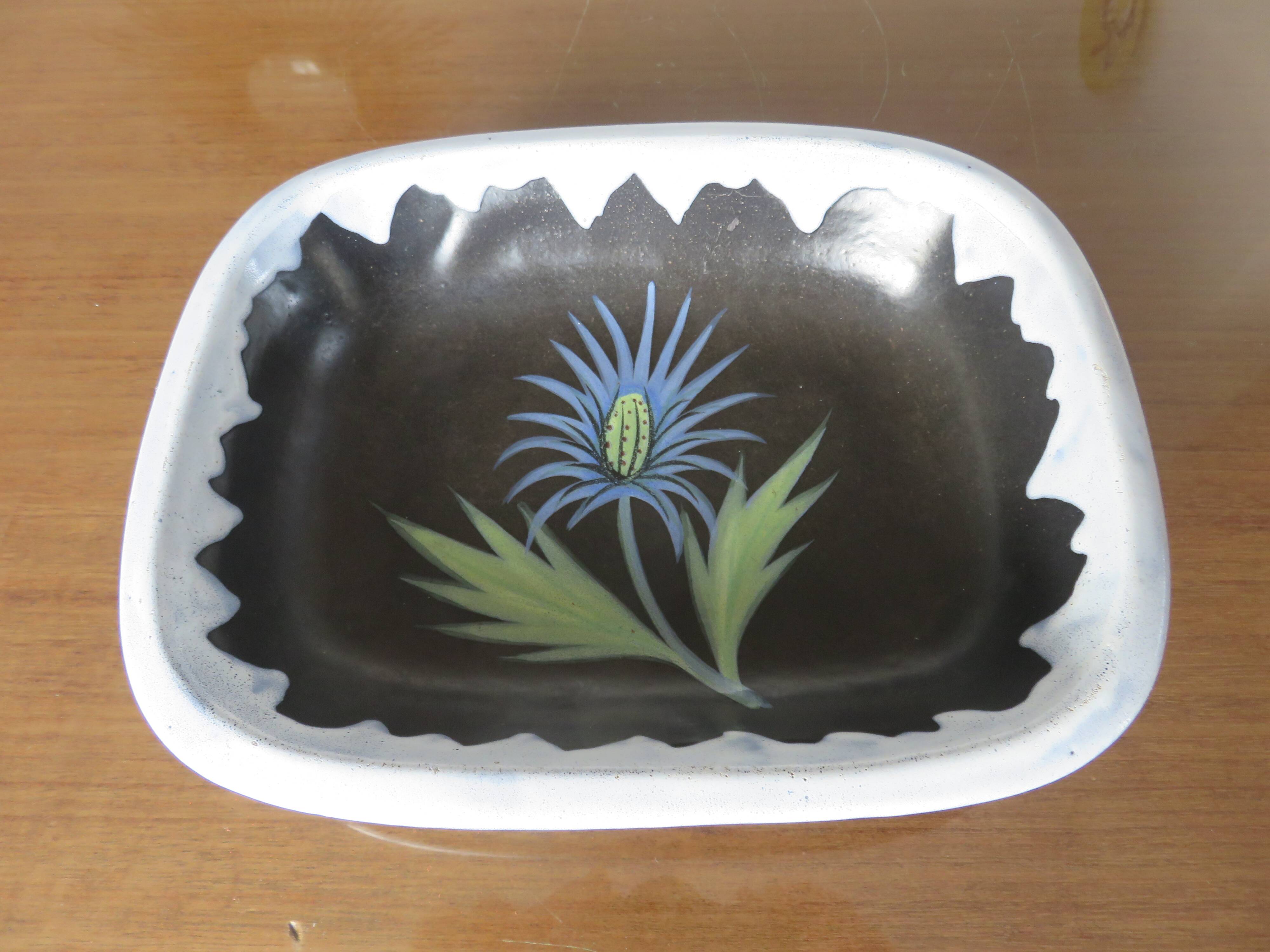 Set of 2 "Gabriel Fourmaintraux" ceramic dishes from the 1950s and 60s.