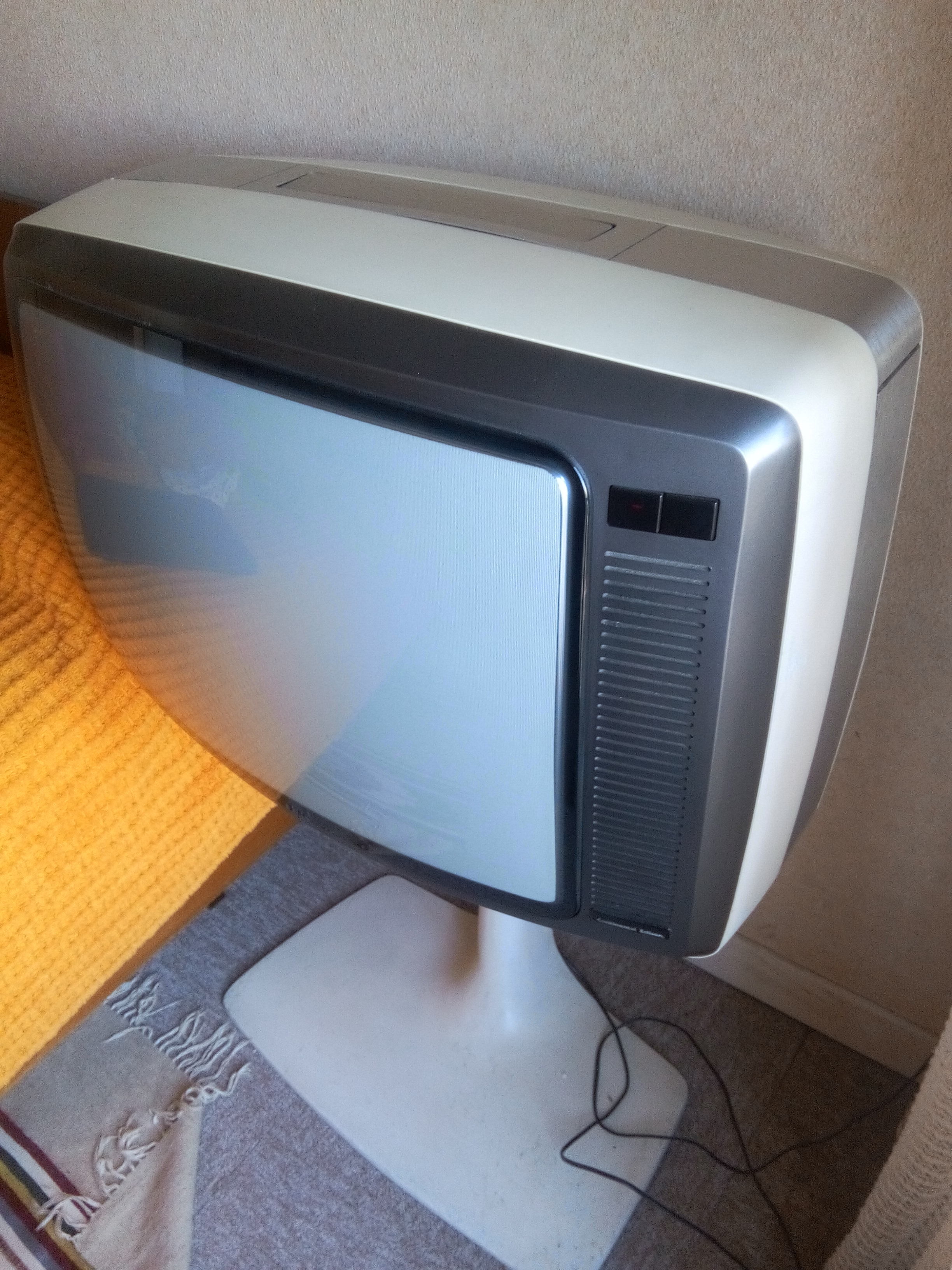 Television Continental Edison années 60