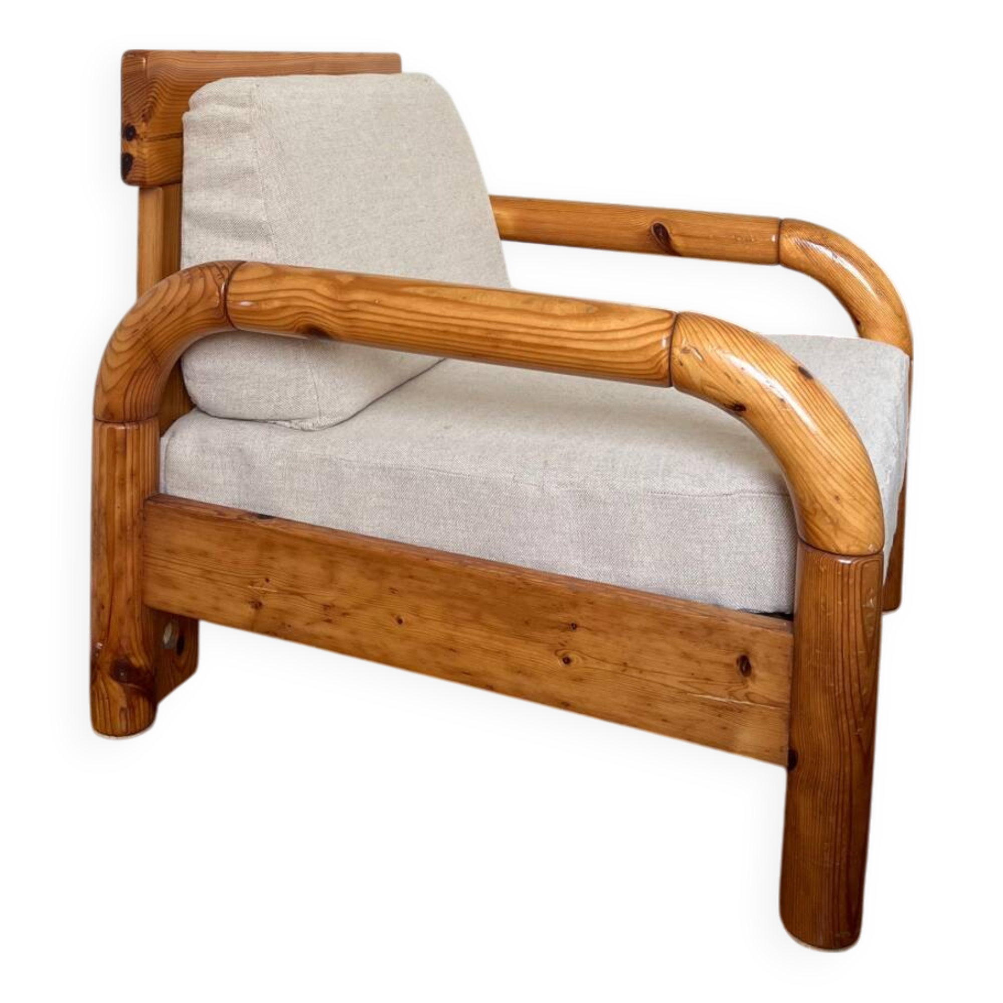 Fauteuil en pin massif esprit chalet