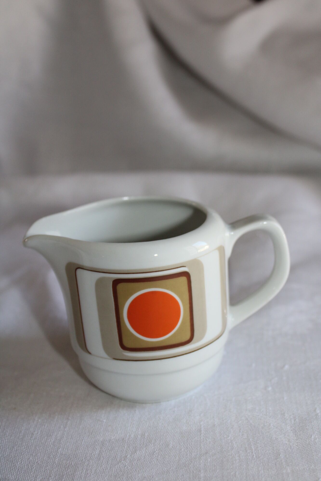 Set of 4 coffee cups and its milk pot Bareuther Waldsassen Bavaria Germany