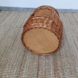 Wicker bottle holder bar