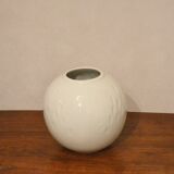 Trio of vases in white porcelain