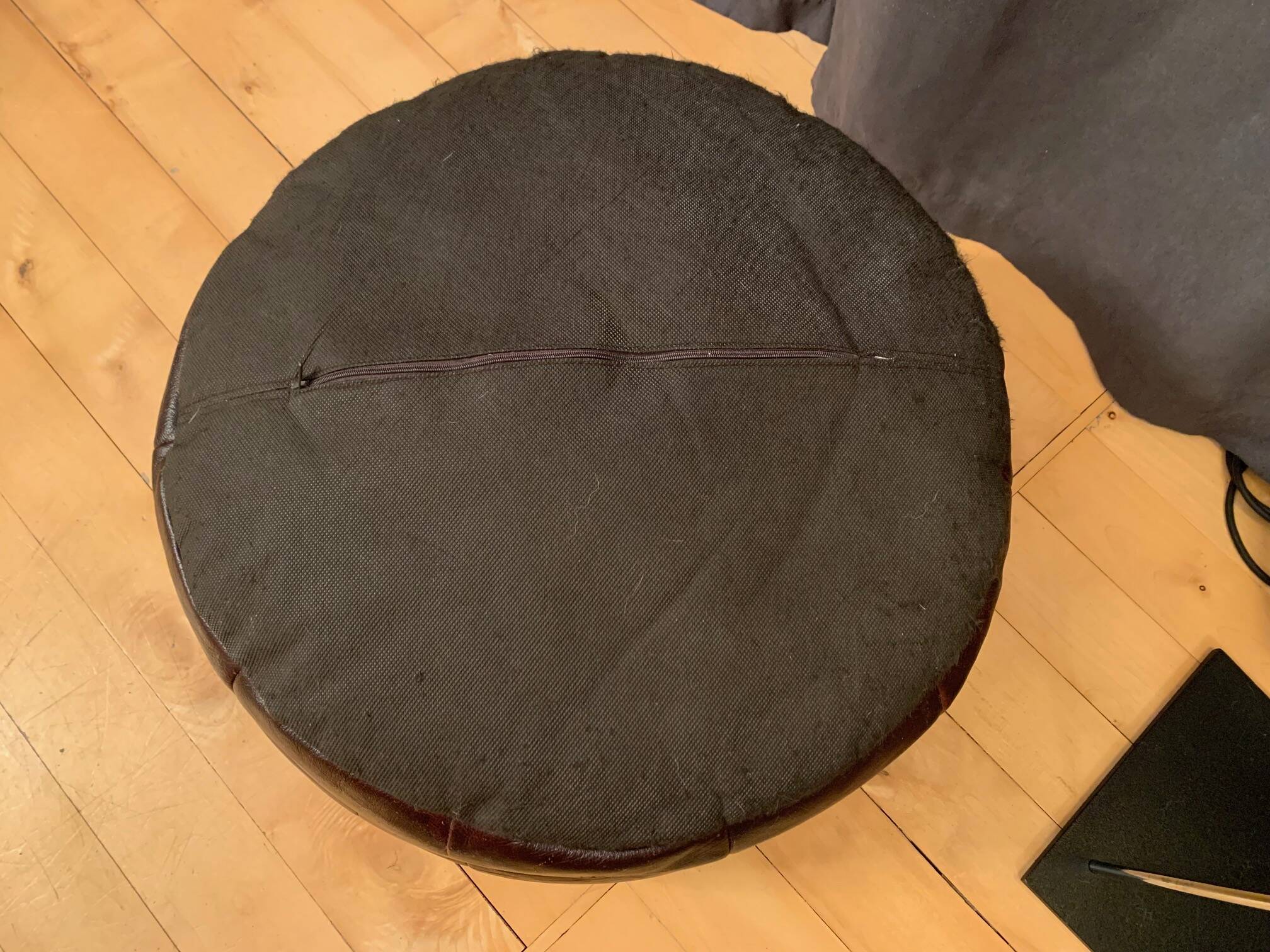 De Sede pouffe, Switzerland, 1970s