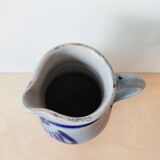 Pitcher 2 L in grey and blue sandstone