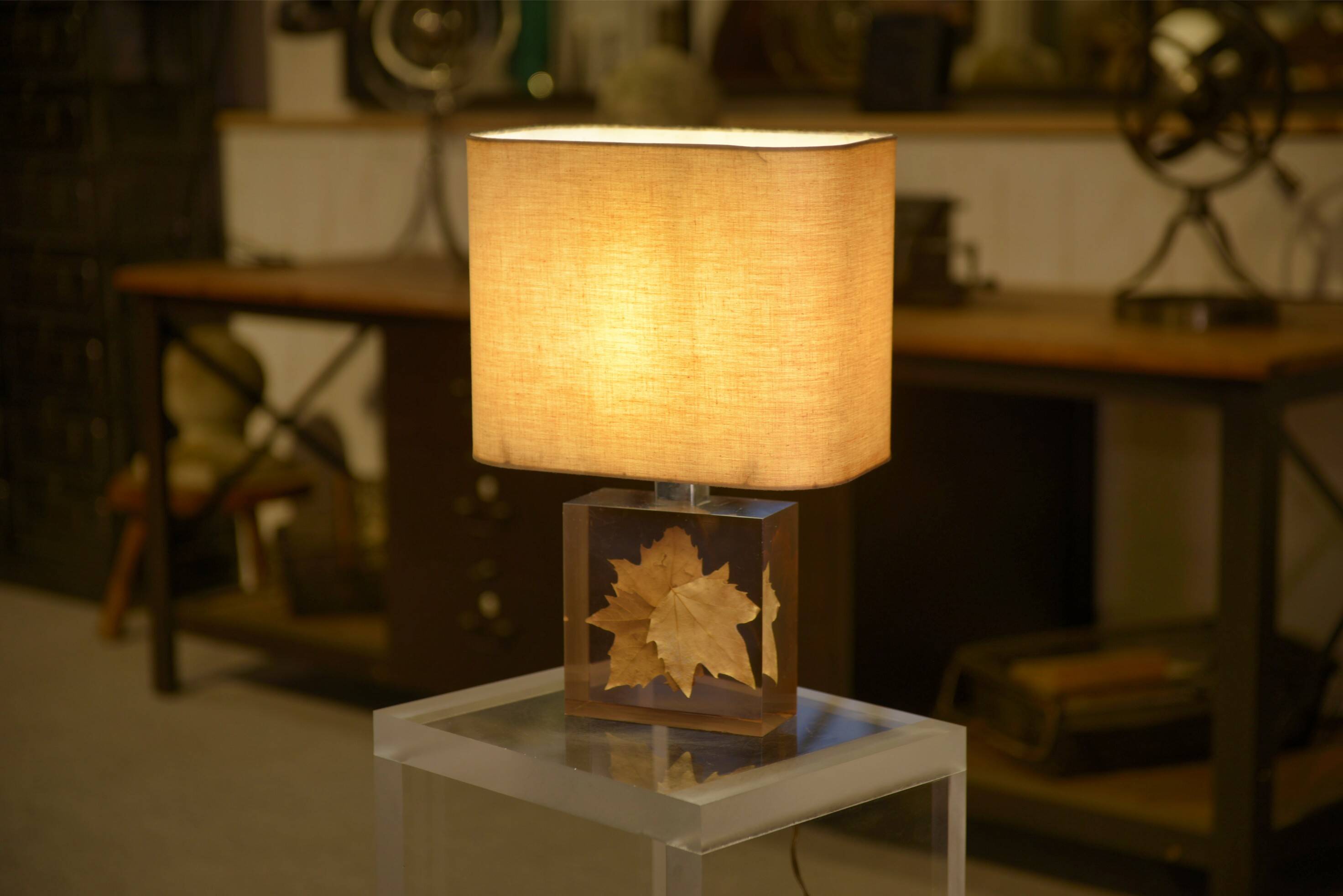 Lamp with plane tree leaf inclusion by Pierre Giraudon 1970s