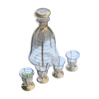 Service a liqueur compose d une carafe et de 4 petits verres à liserés dore
