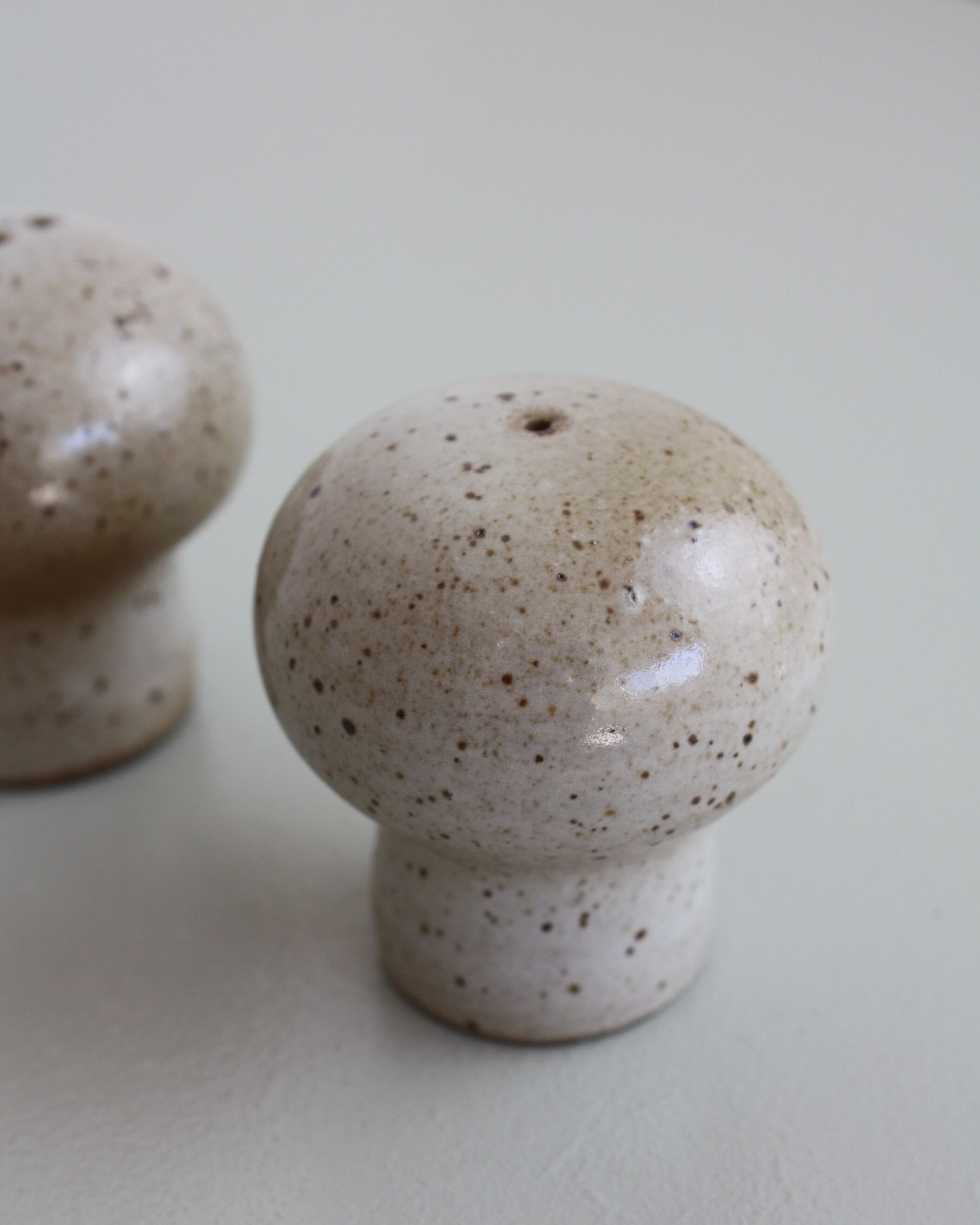 Salt and pepper shaker Grès du Marais