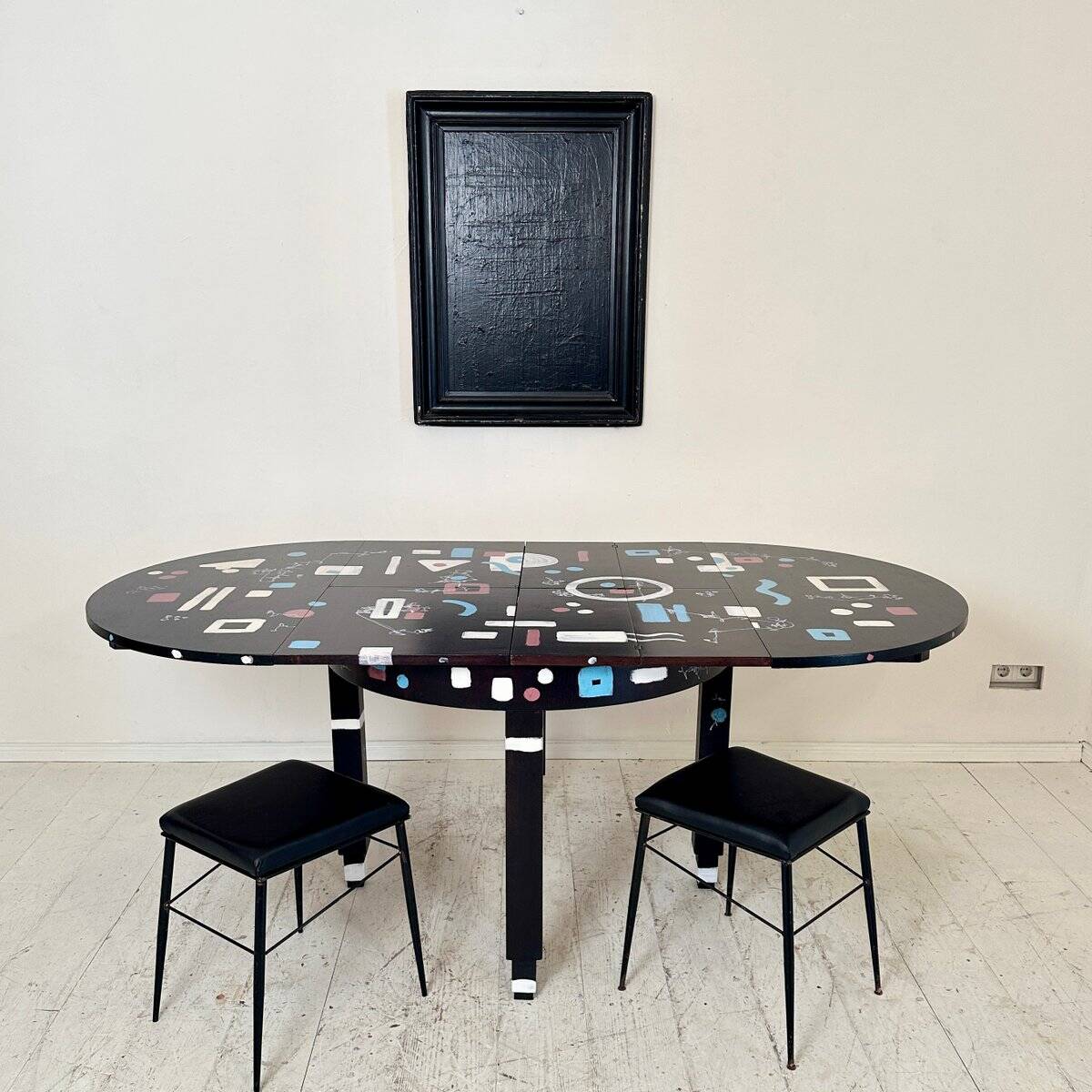 Bauhaus Round Extendable Dining Table, 1920