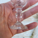 Ensemble de 4 verres à pieds anciens en cristal pour liqueur