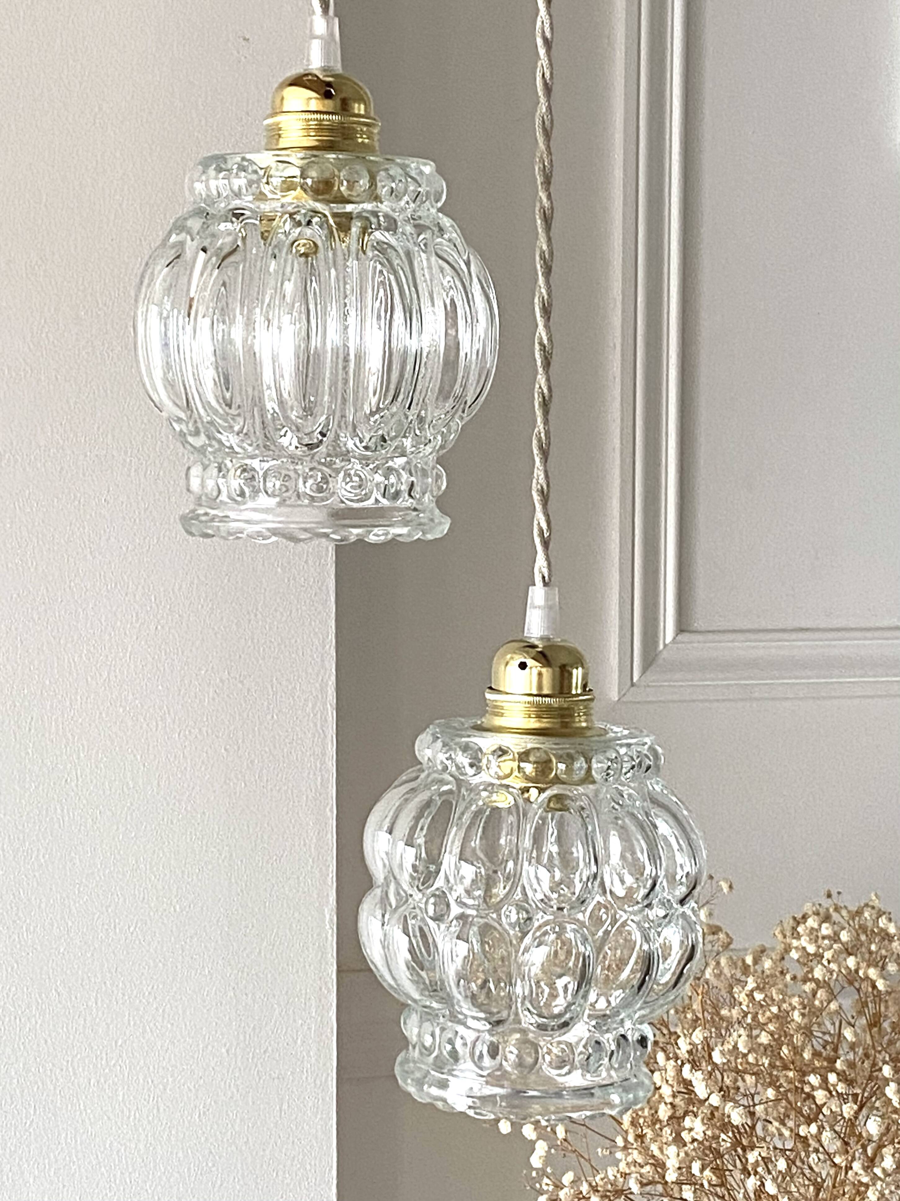 Suspension cascade glass "bubble"