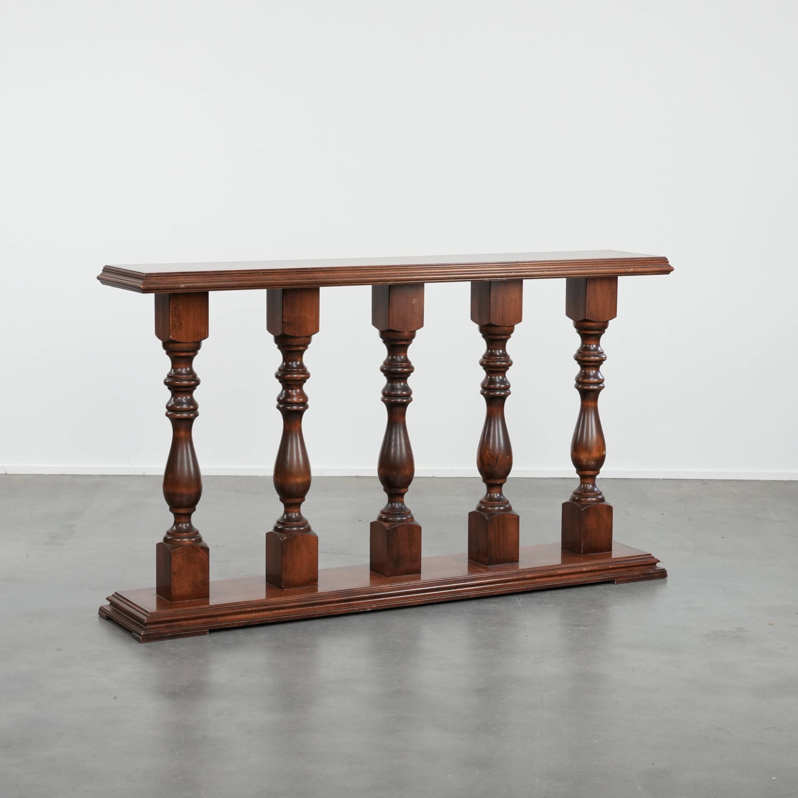 Elegant classic side table / balustrade / hall table from the 20th century