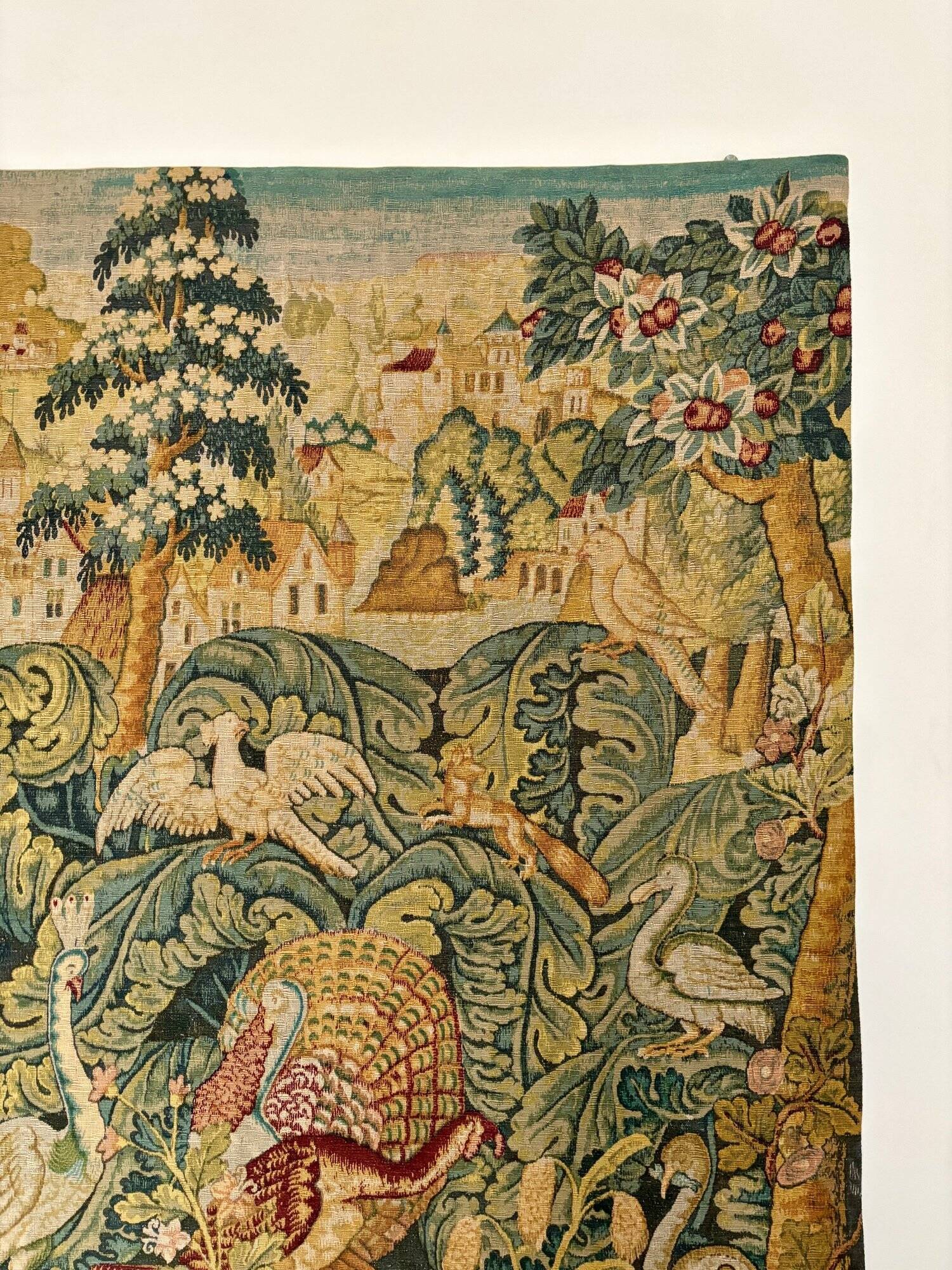 Aubusson tapestry from the Robert Four factory in wool and linen after "The Bestiary"