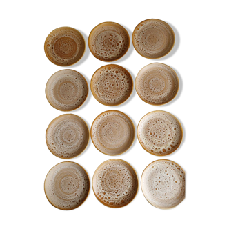 Set of 12 flat plates, Niderviller Fauve model