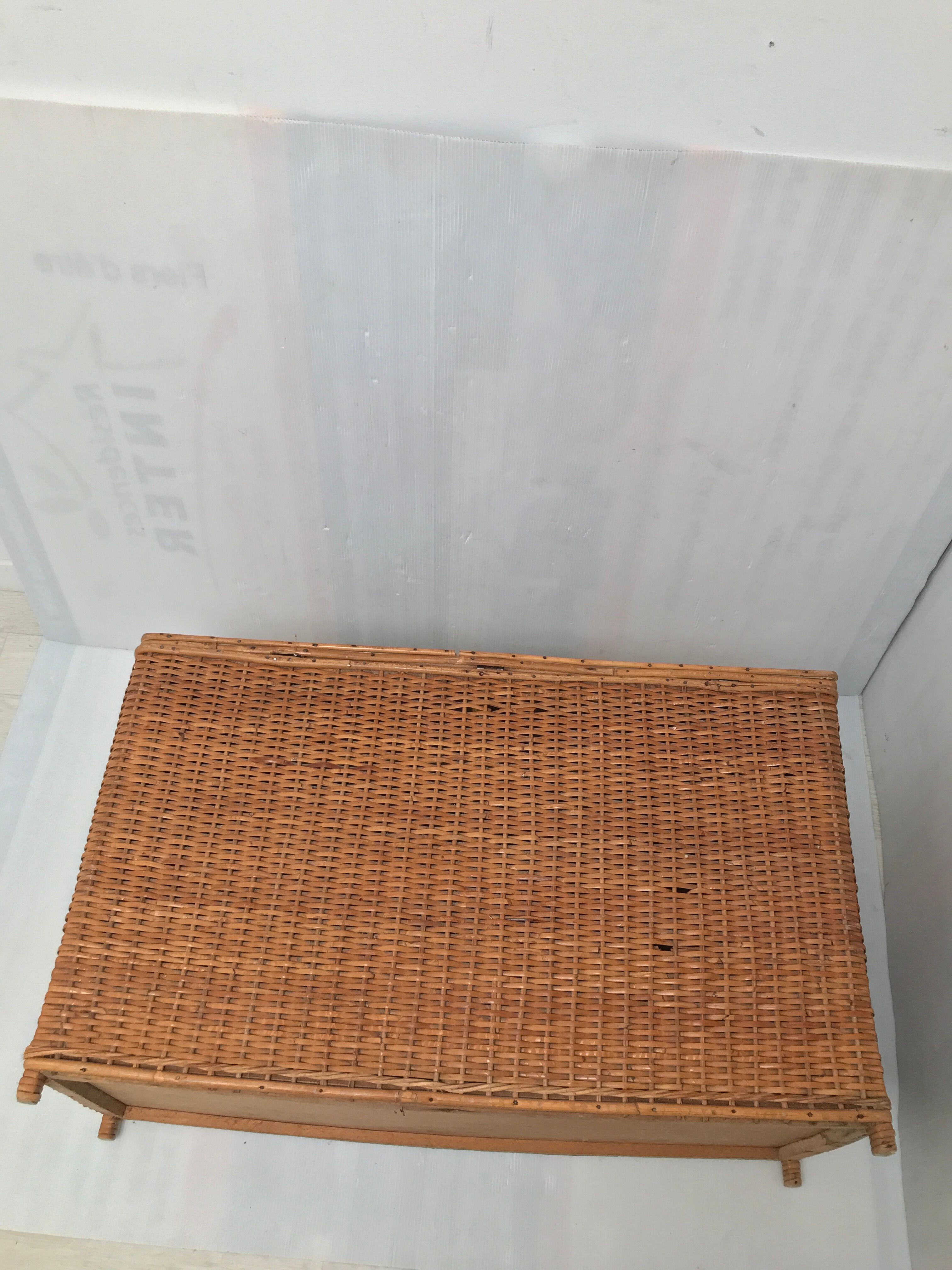 Braided rattan trunk 50s-60s