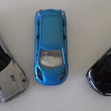 Lot of 3 japanese cars 1/61 and 2 x 1/68 with original packaging Japan