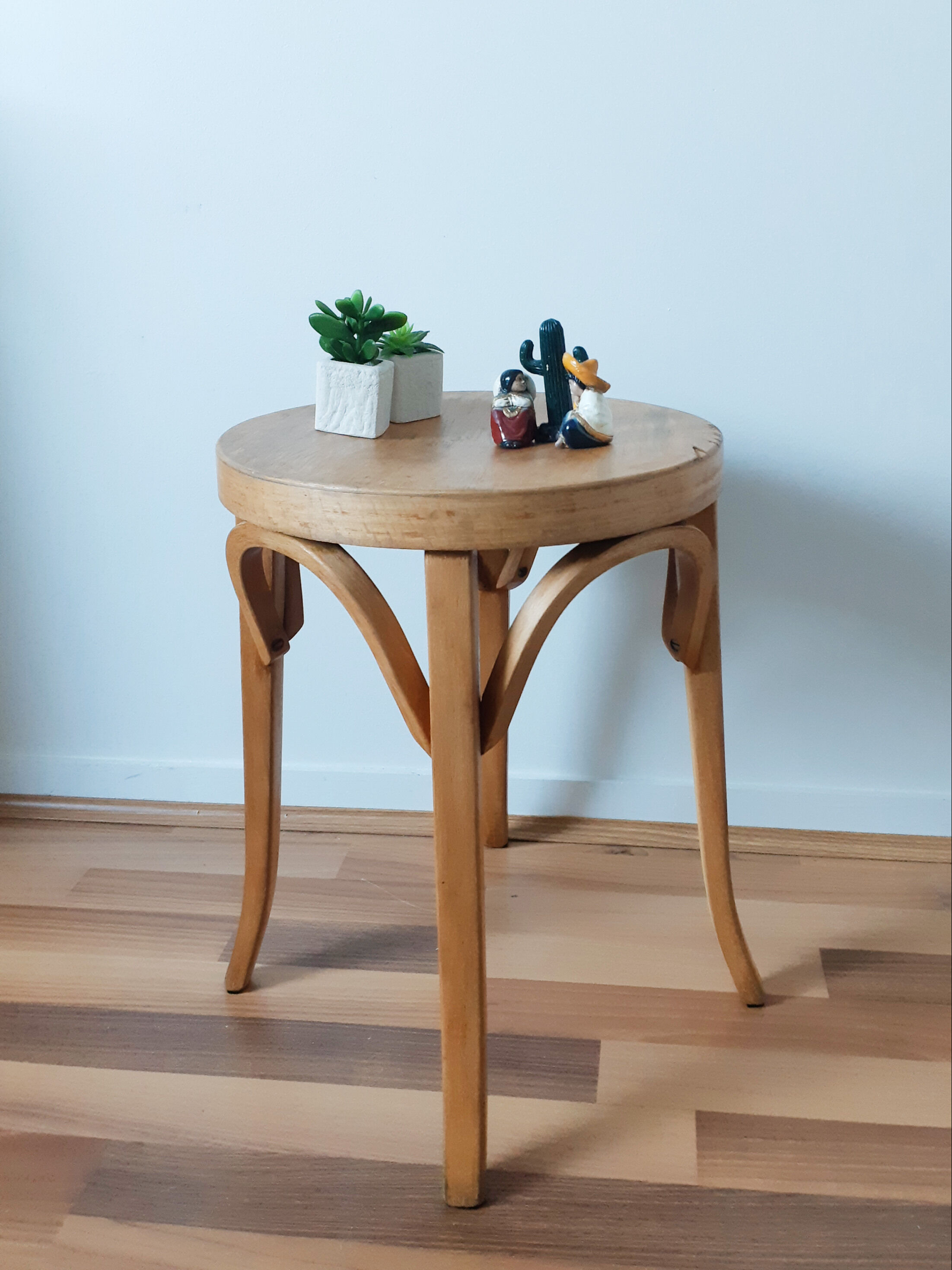 Vintage round kitchen stool, waxed bentwood, 50s, Baumann style