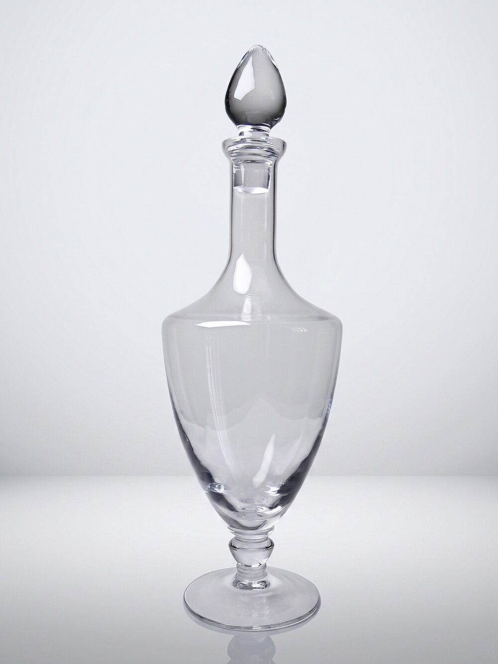 Large vintage baluster decanter in blown crystal, 1960s.