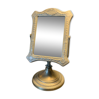 Mirror to lay in bronze