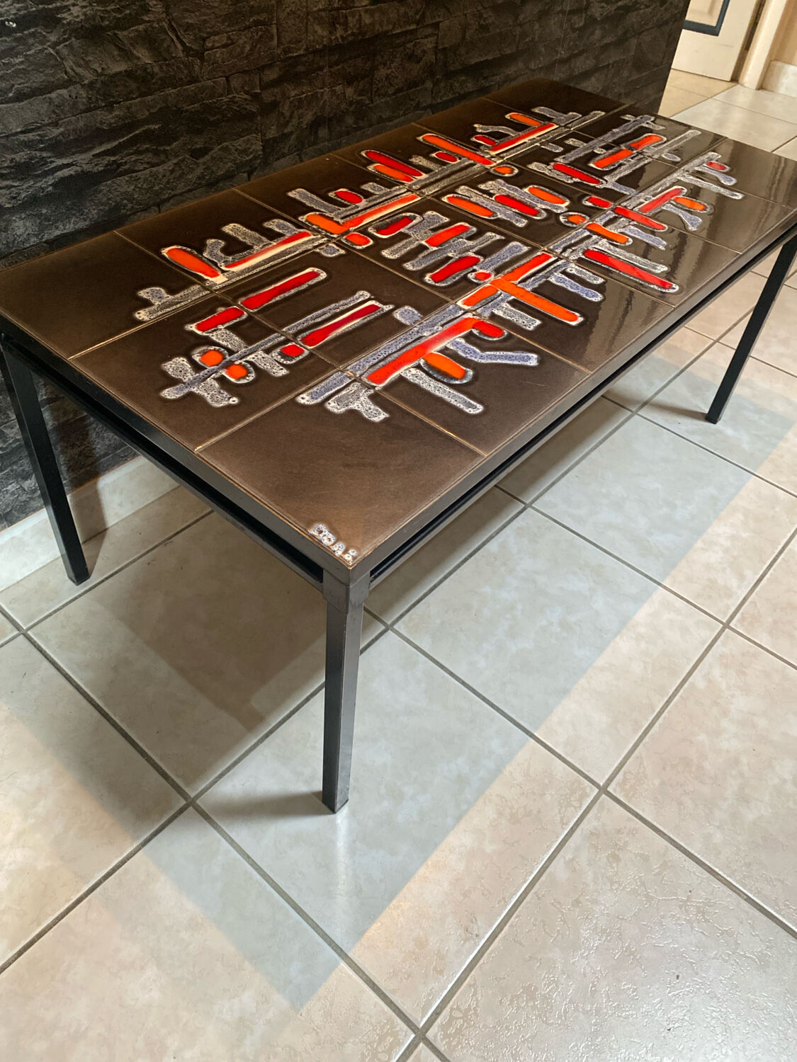 Ceramic coffee table signed Adri