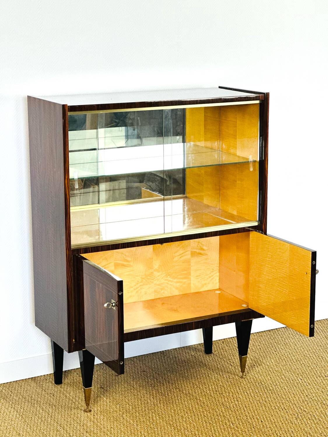 Art Deco display cabinet 1940