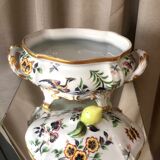 Soupière ou légumier en porcelaine peint a la maison le tallec paris france decor floral