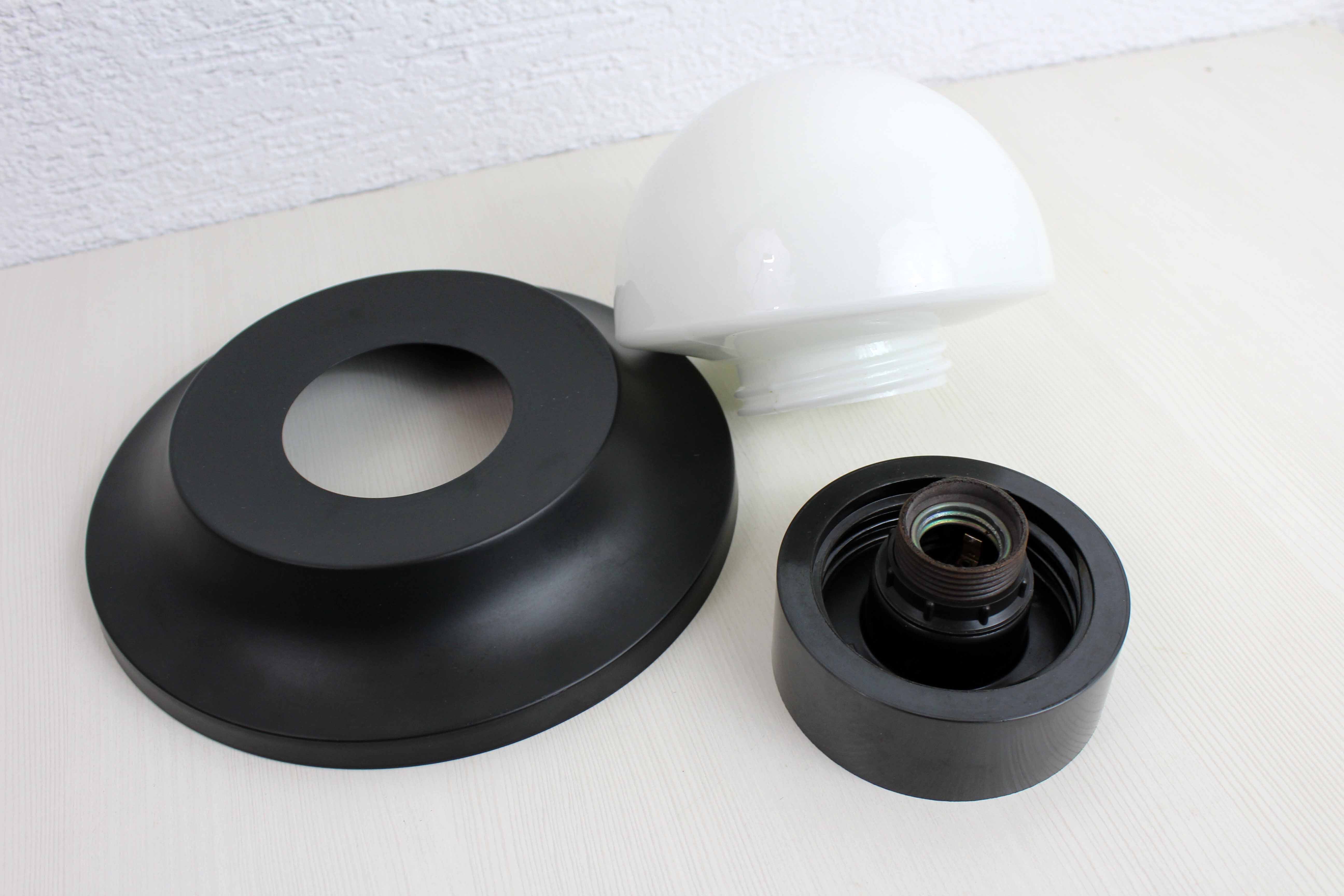 Wall lamp or ceiling lamp in metal and glass