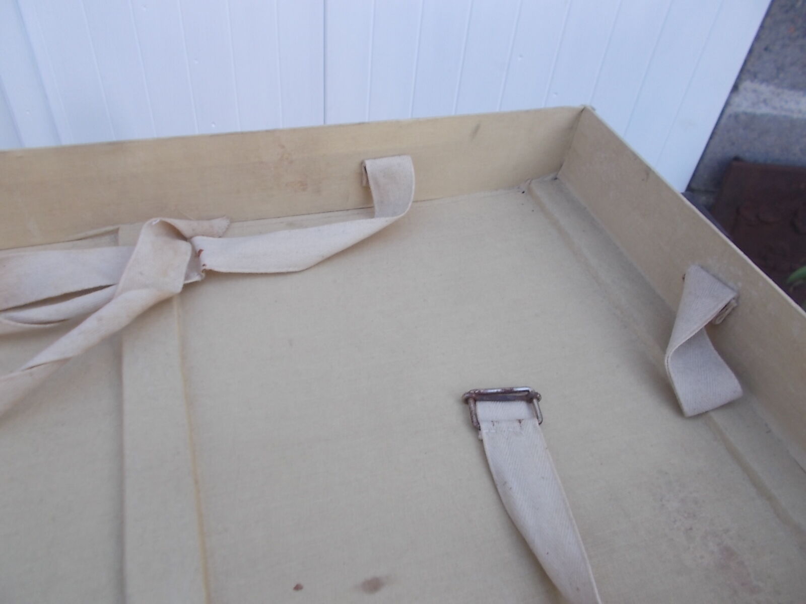 Vintage trunk suitcase