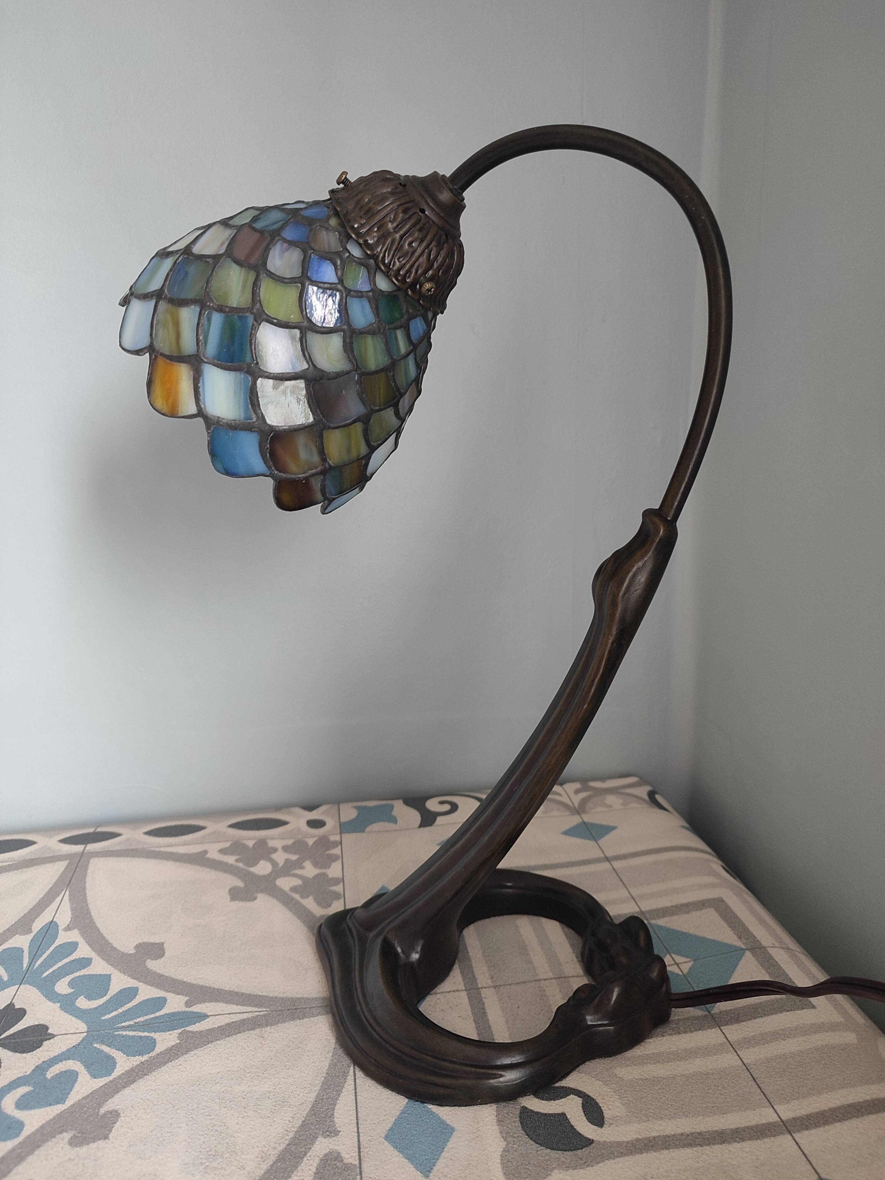 Tiffany table lamp art deco style