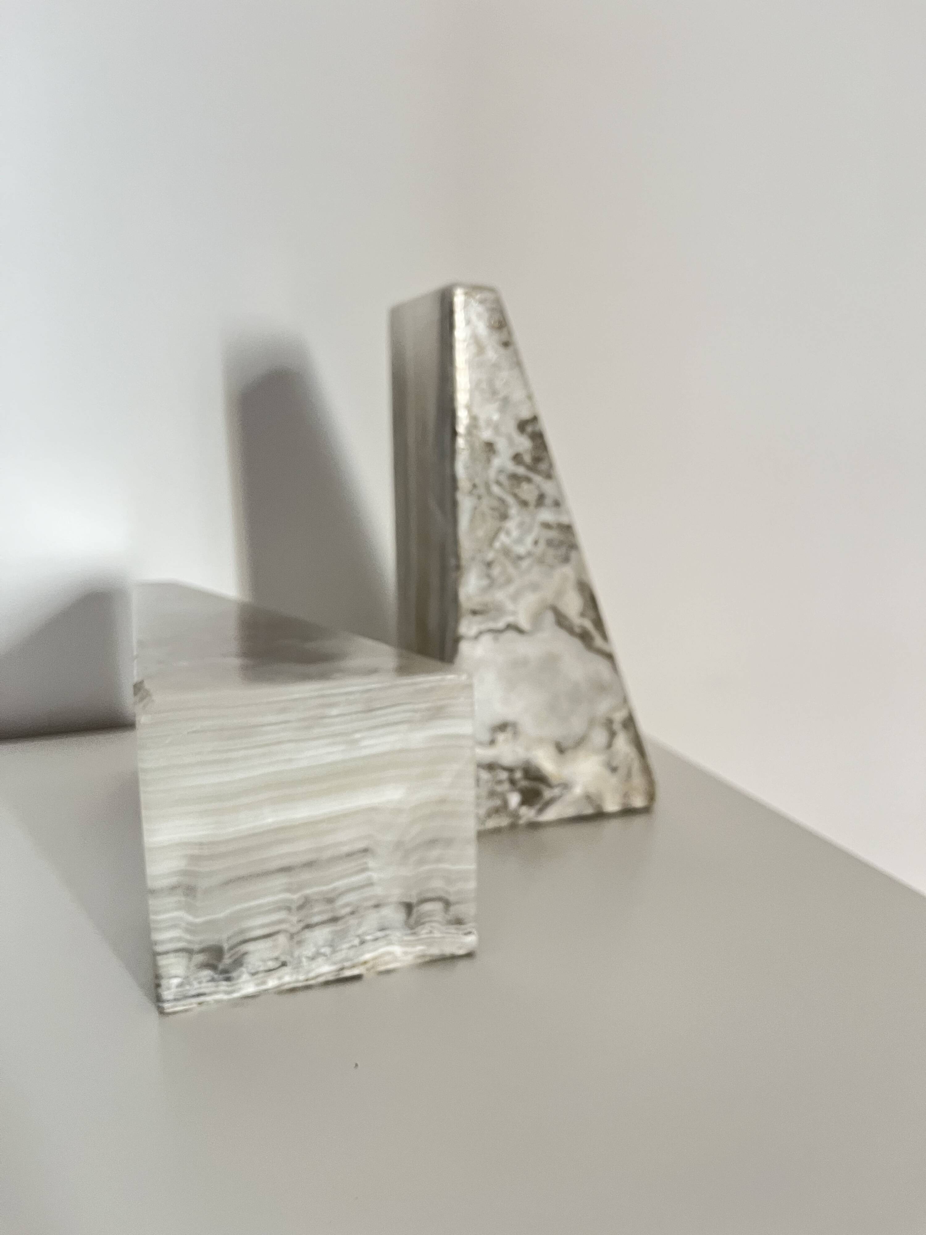 Serre-livres vintage en onyx gris turc, porte-livres en pierre des années 1980