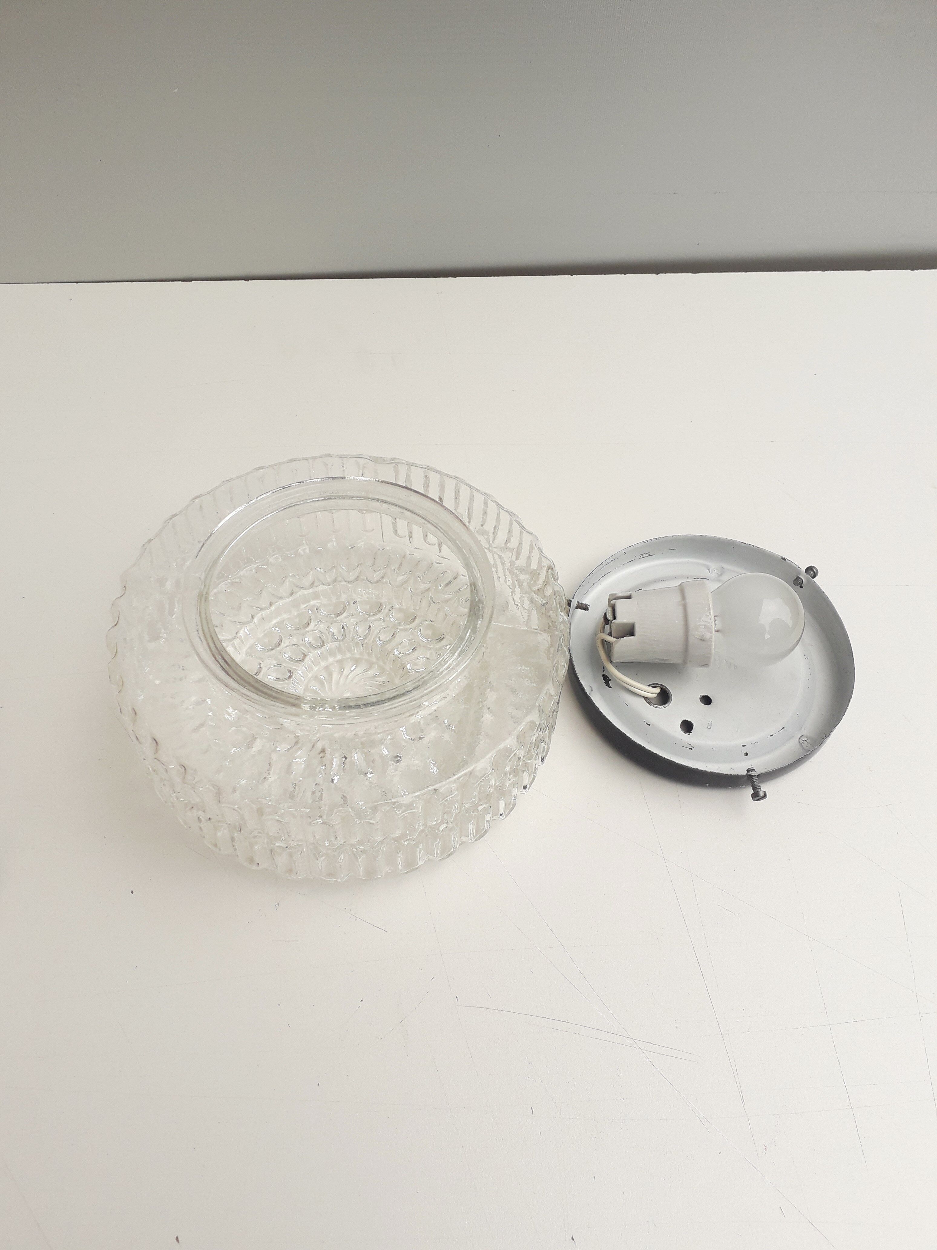 Vintage ceiling lamp / wall lamp - Molded glass - Round shape - 1970