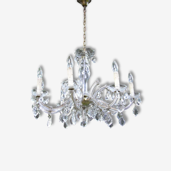 Old crystal chandelier, lustre cristal