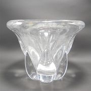 Vase en cristal signé Val St Lambert