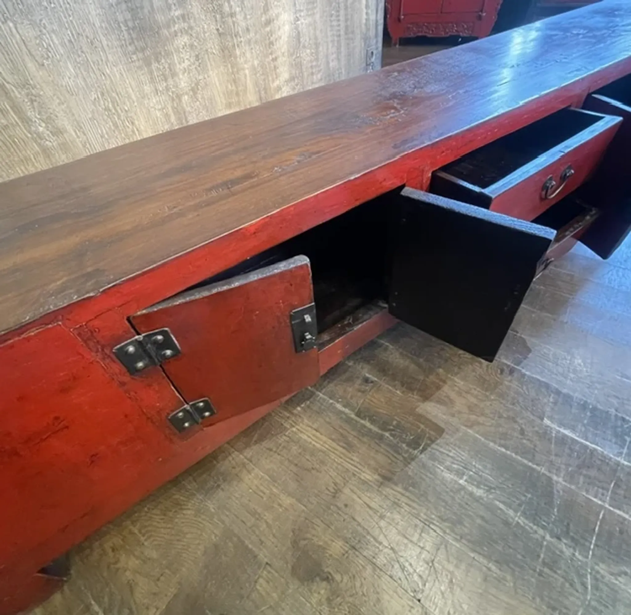 Low ancient Chinese enfilade